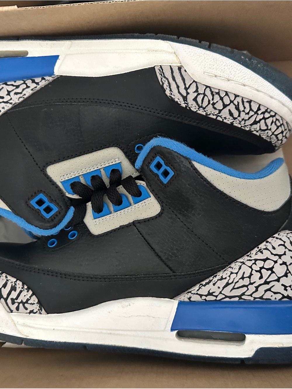 Air Jordan 3 Retro BG 2014 in original box Youth / Grade School 7